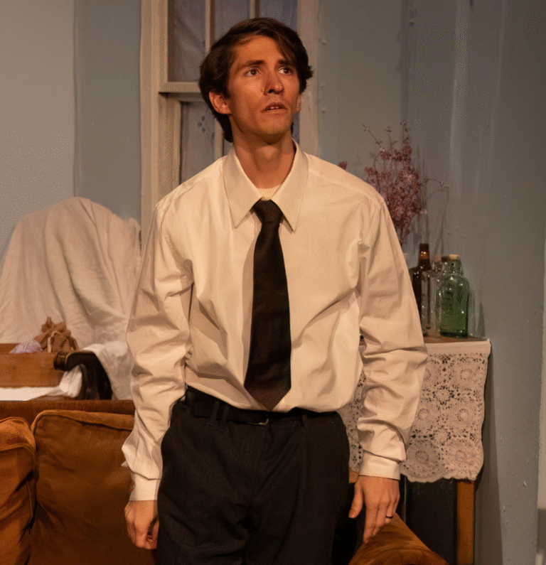 Poet on a String dir Amber Brookes , Writer Richard Vetere